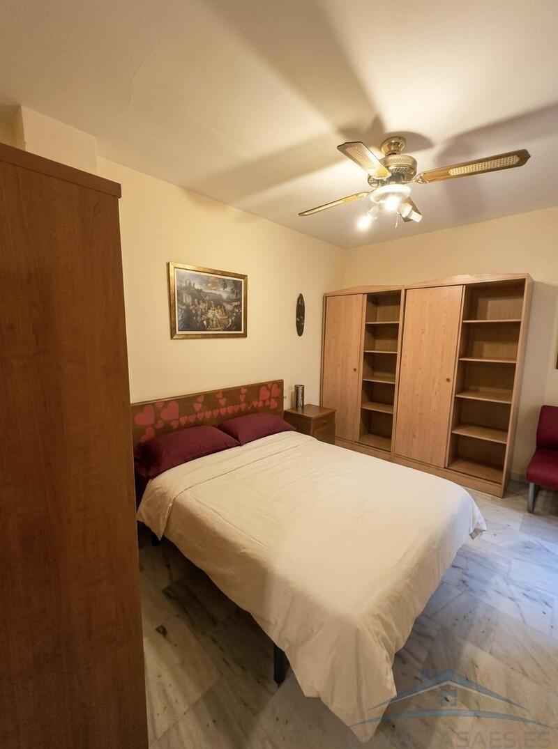 3 спальная комната квартира продается