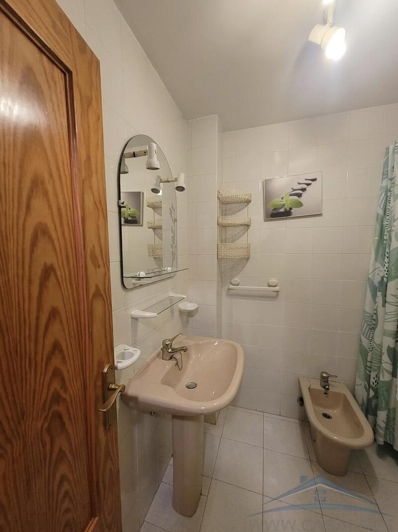 3 спальная комната квартира продается