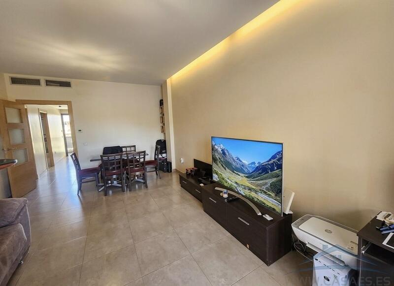 2 bedroom Apartment for sale
