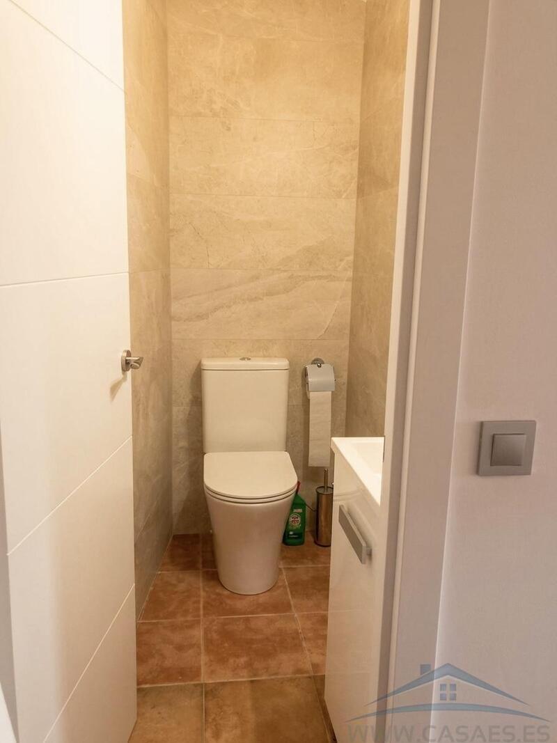 2 bedroom Apartment for sale