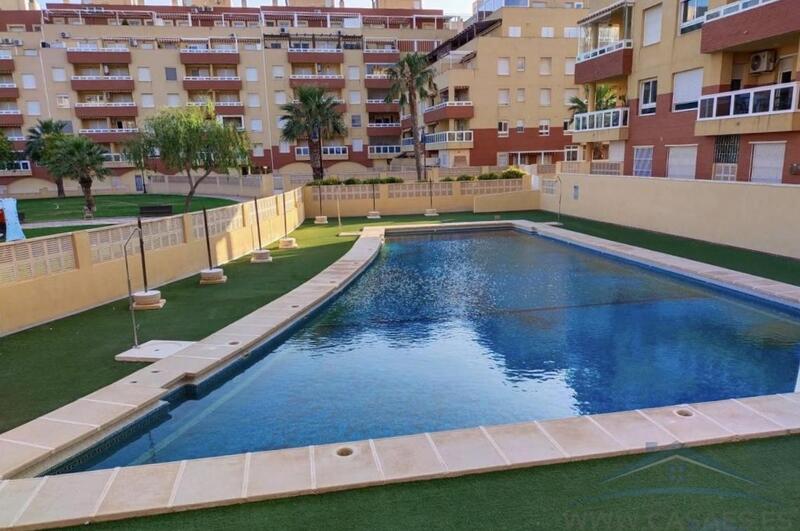 Lägenhet till salu i Aguadulce, Almería