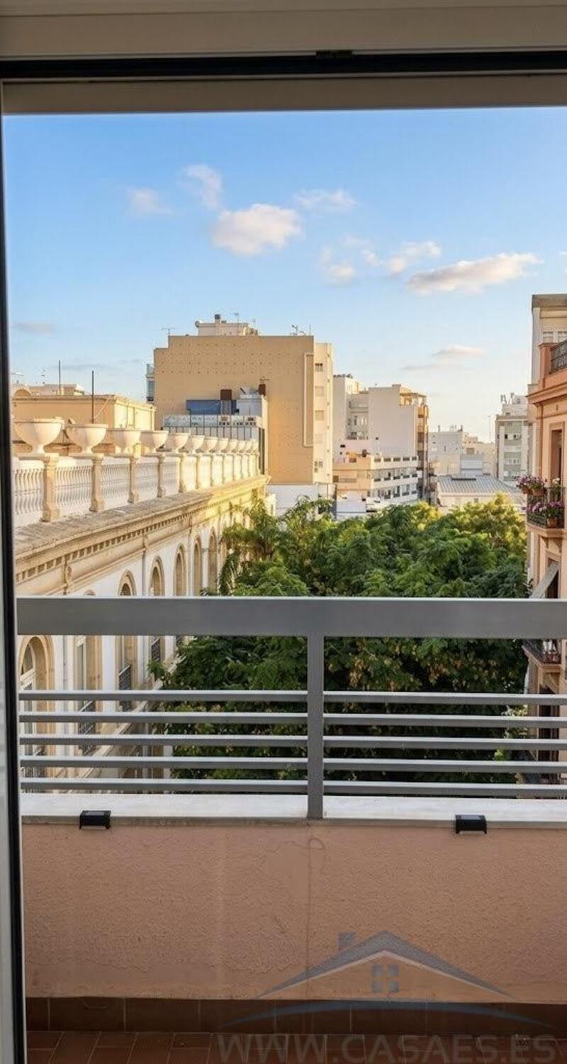 4 bedroom Apartment for Long Term Rent