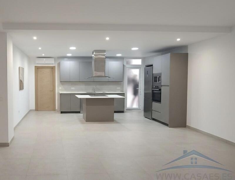 Apartment for Long Term Rent in Almería, Almería