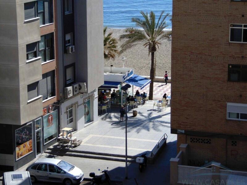 Appartement voor lange termijn huur in Almería, Almería