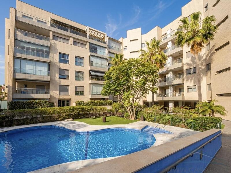Apartment for sale in Almería, Almería