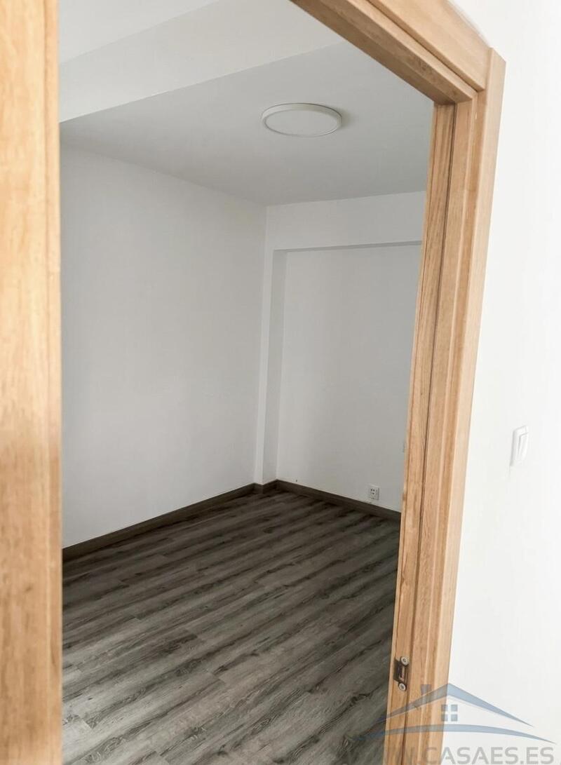 3 slaapkamer Appartement voor lange termijn huur