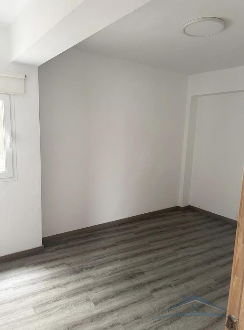 3 slaapkamer Appartement voor lange termijn huur