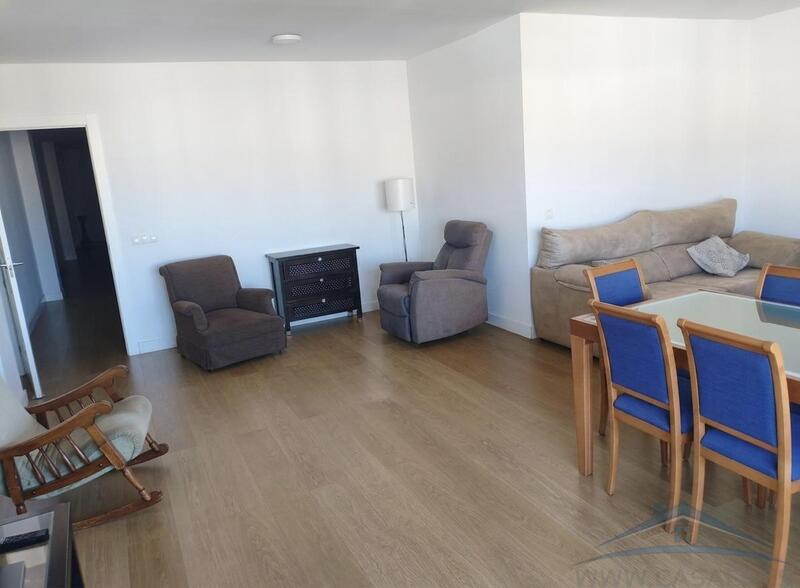 3 bedroom Apartment for Long Term Rent