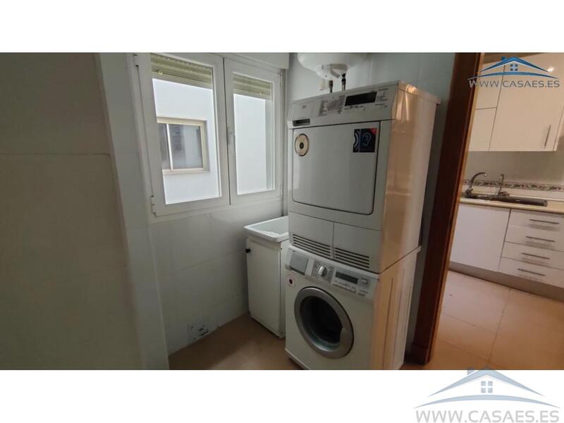 4 bedroom Apartment for Long Term Rent