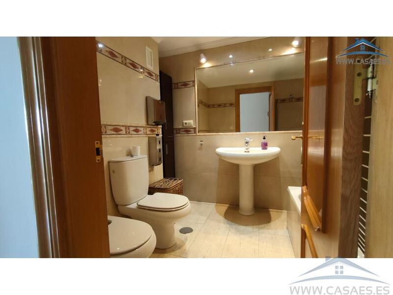 4 bedroom Apartment for Long Term Rent
