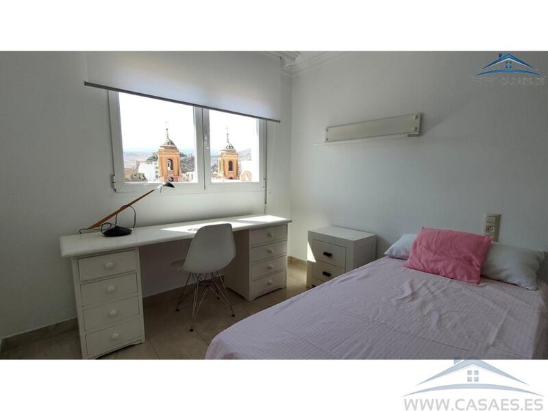 4 bedroom Apartment for Long Term Rent