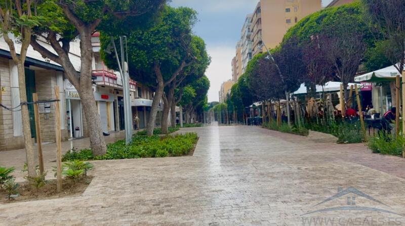 Apartamento para alquiler a largo plazo en Almería, Almería