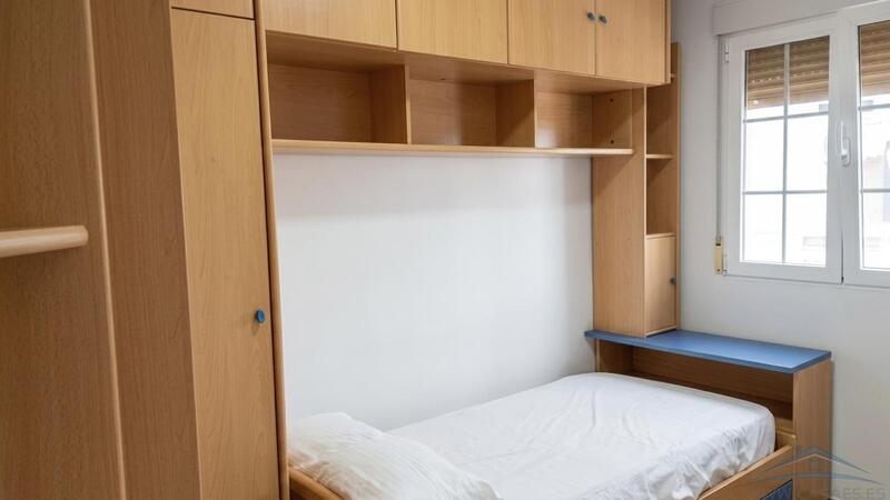 4 Cuarto Dúplex para alquiler a largo plazo 4 Cuarto Dúplex para alquiler a largo plazo