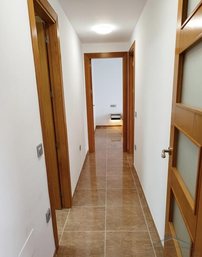 2 bedroom Apartment for Long Term Rent