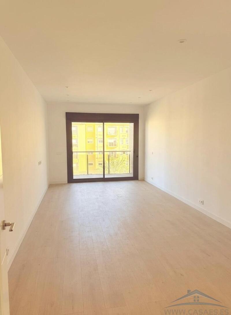 3 bedroom Apartment for Long Term Rent 3 bedroom Apartment for Long Term Rent