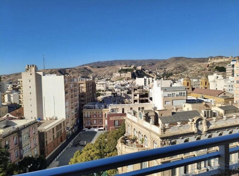 3 bedroom Apartment for Long Term Rent