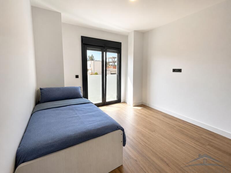 3 bedroom Country House for sale 3 bedroom Country House for sale