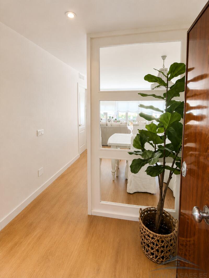 2 slaapkamer Appartement voor lange termijn huur