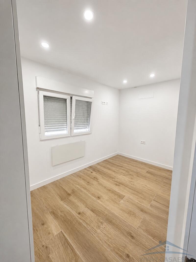 3 slaapkamer Appartement voor lange termijn huur 3 slaapkamer Appartement voor lange termijn huur