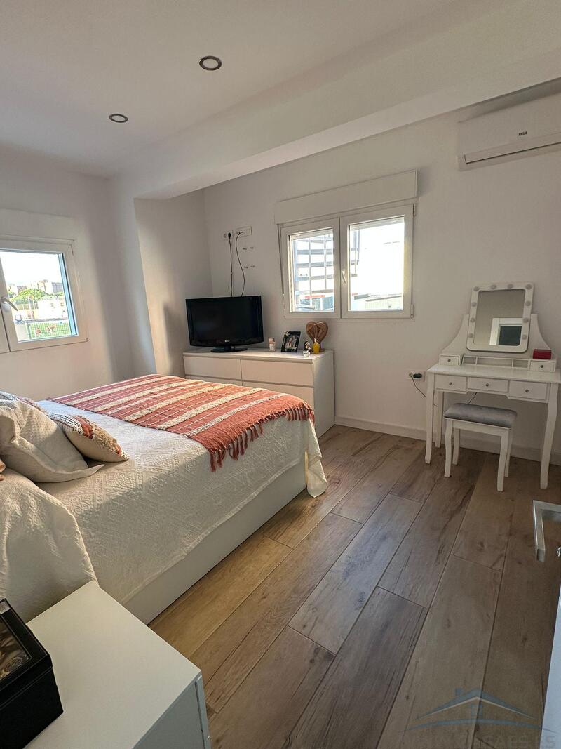 3 slaapkamer Appartement voor lange termijn huur 3 slaapkamer Appartement voor lange termijn huur