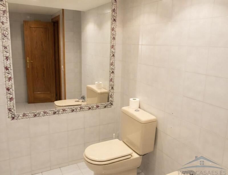 4 Schlafzimmer Appartement für Langzeitmiete 4 Schlafzimmer Appartement für Langzeitmiete