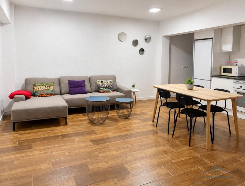 Apartment for Long Term Rent in Almería, Almería