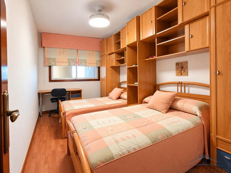 3 bedroom Apartment for Long Term Rent