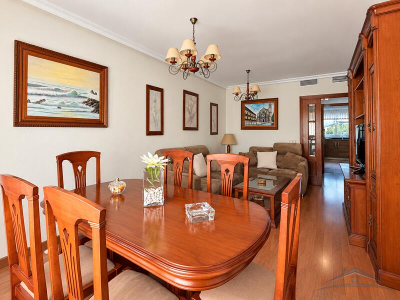 3 bedroom Apartment for Long Term Rent