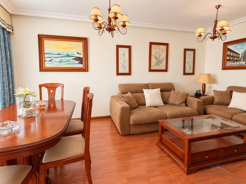 3 bedroom Apartment for Long Term Rent