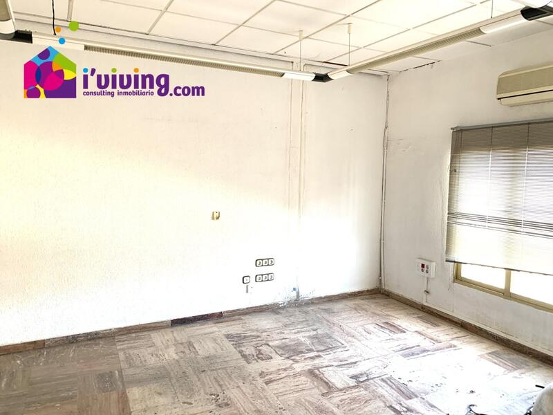 2 bedroom Commercial Property for Long Term Rent