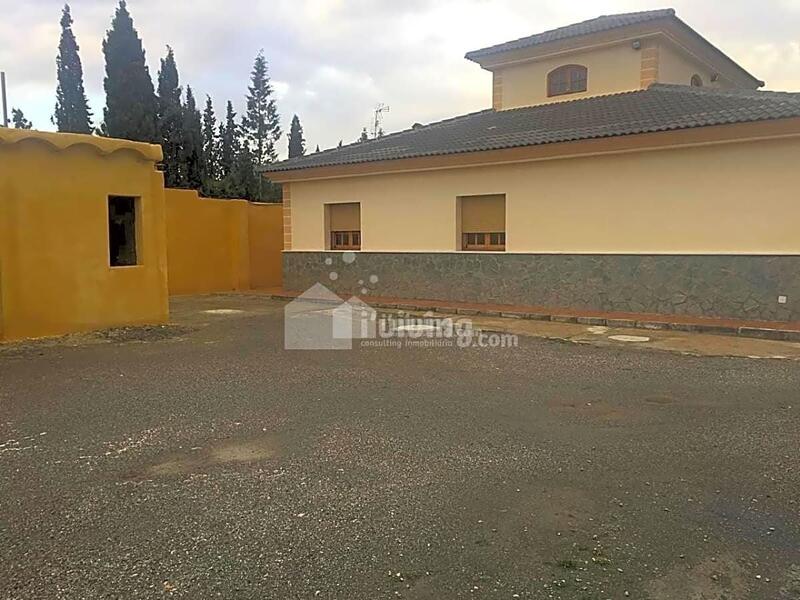 5 Cuarto Casa de Campo en venta