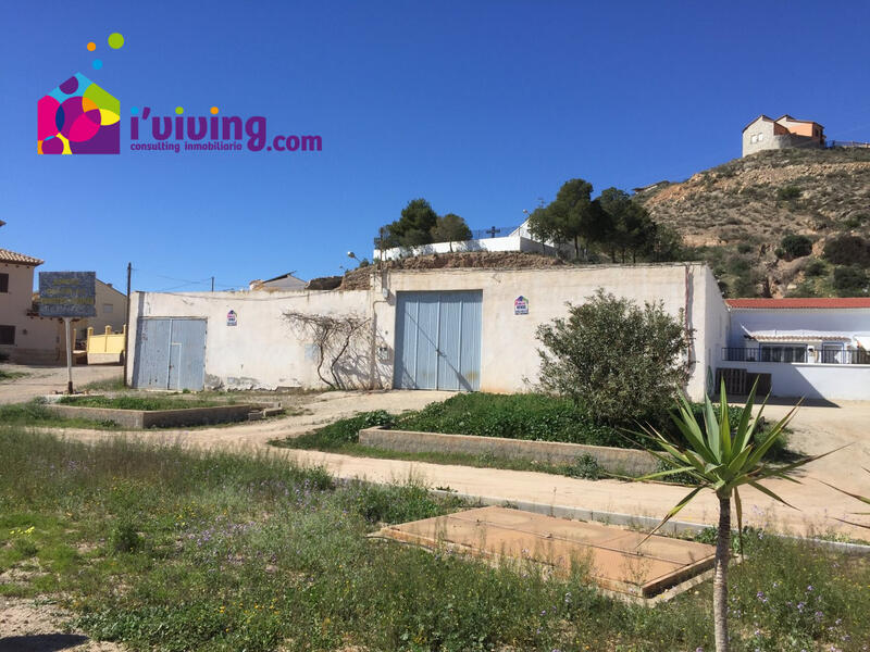 Commercial Property for sale in Cantoria, Almería