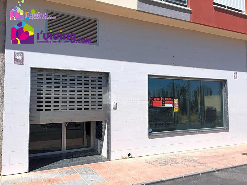 1 bedroom Commercial Property for Long Term Rent