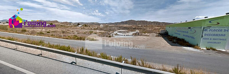 Land Te koop in Albox, Almería