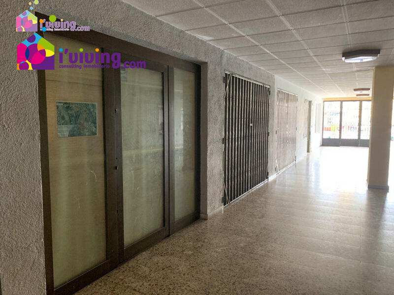 Commercial Property for Long Term Rent in Albox, Almería