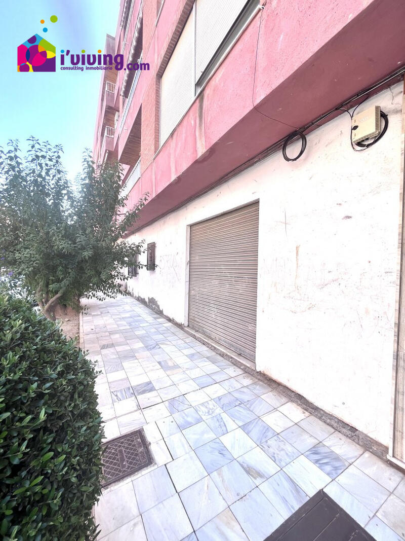 Коммерческая недвижимость продается в Olula del Rio, Almería