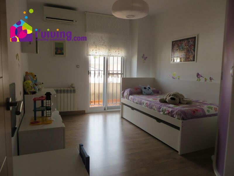 3 Schlafzimmer Duplex zu verkaufen