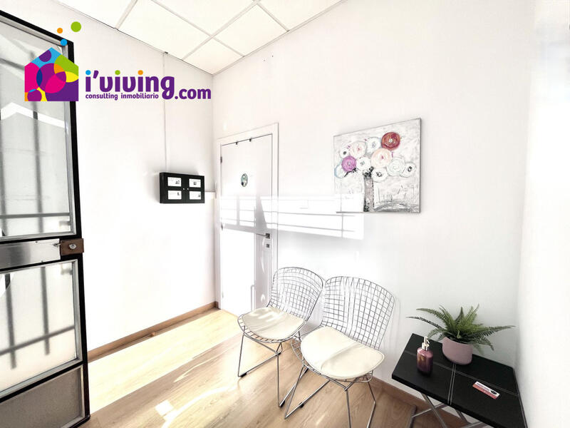 3 Schlafzimmer Handelsimmobilie zu verkaufen