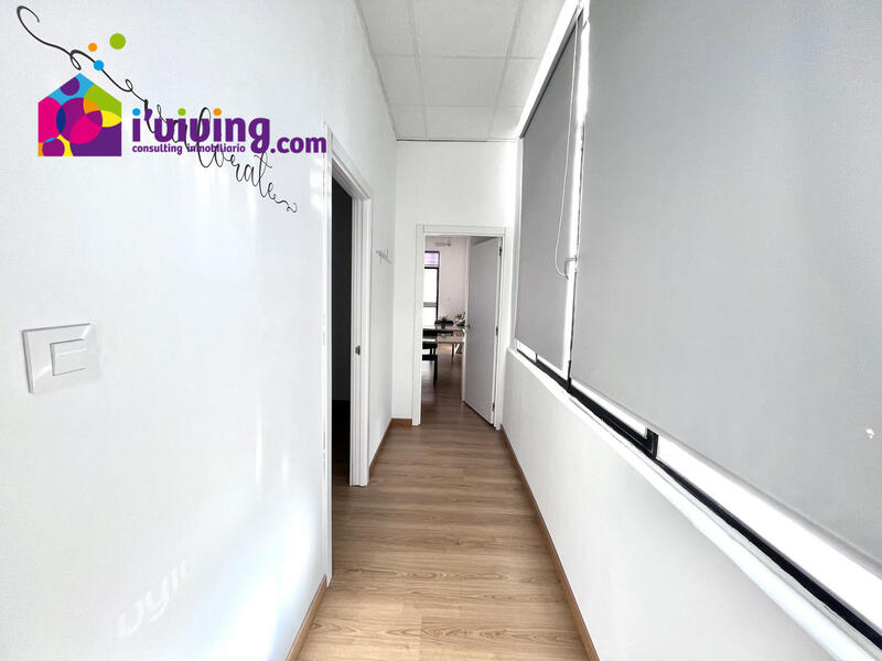3 Schlafzimmer Handelsimmobilie zu verkaufen