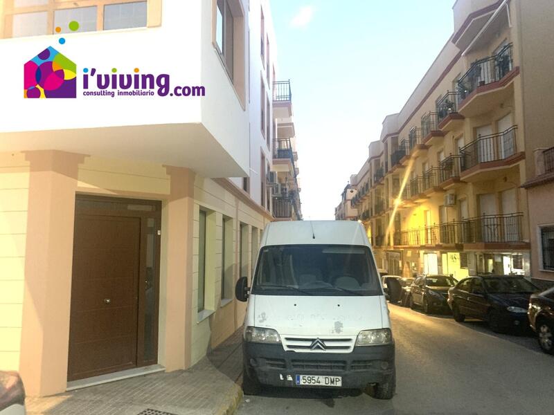 2 Cuarto Local Comercial en venta