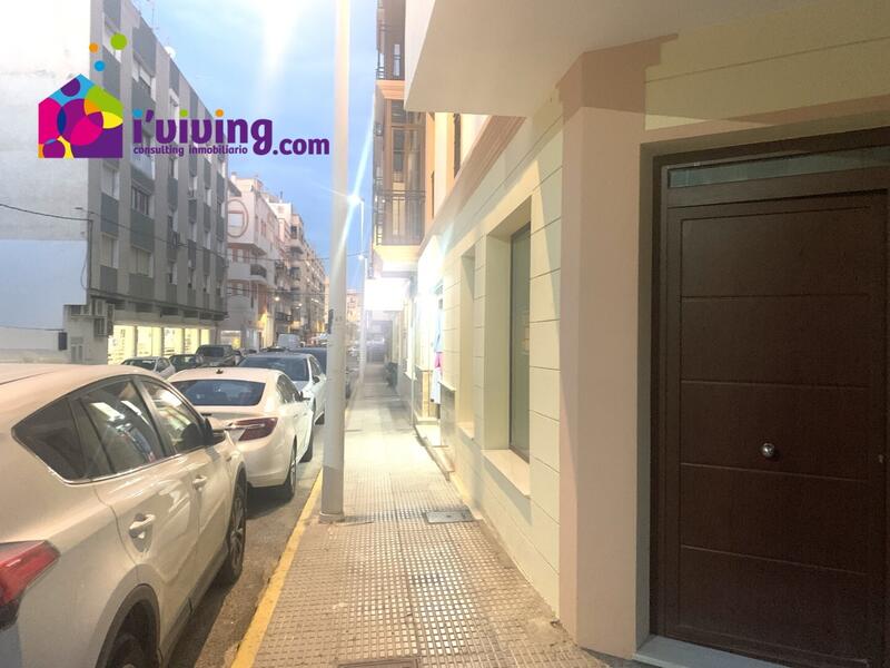 2 bedroom Commercial Property for Long Term Rent