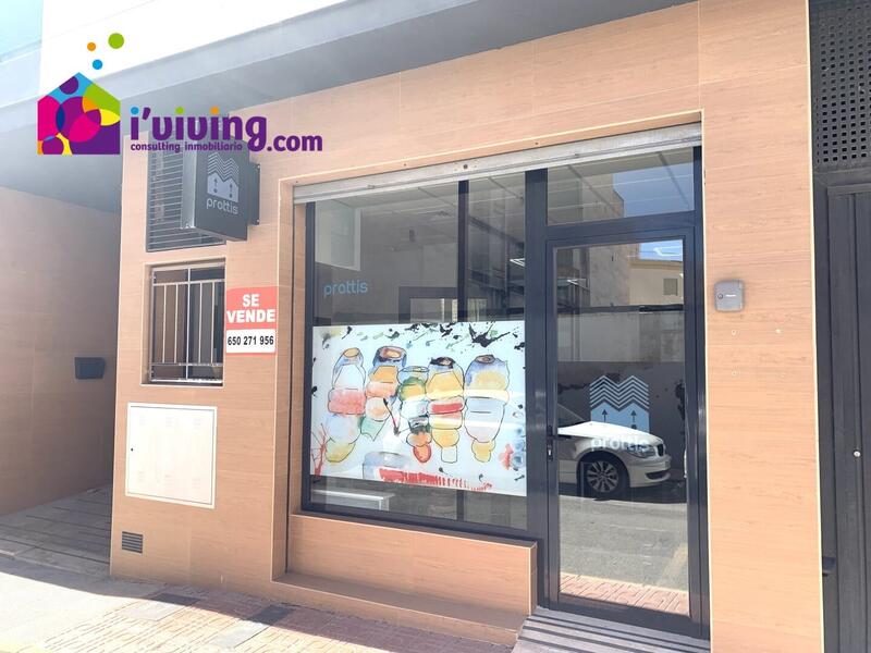 Commercial Property for Long Term Rent in Albox, Almería