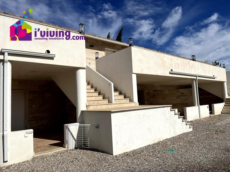 Apartment for Long Term Rent in Cantoria, Almería