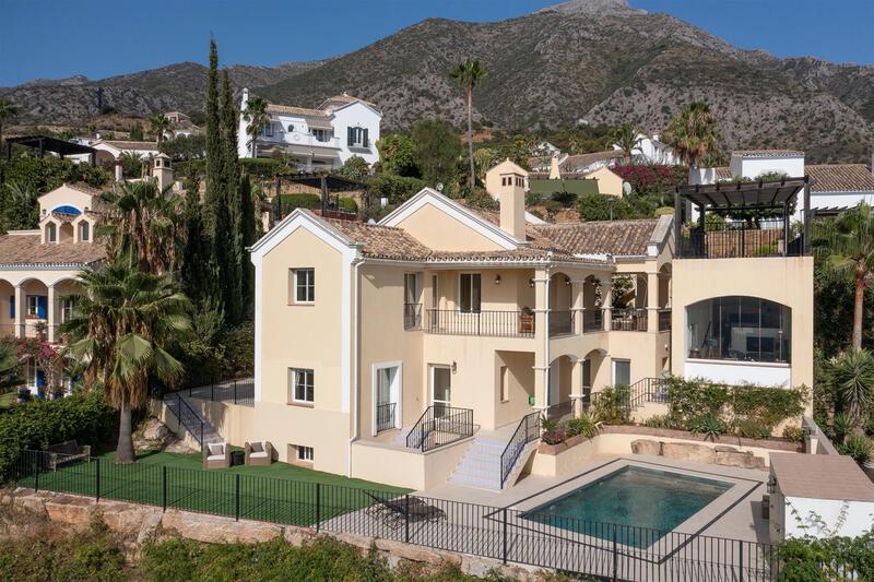 Villa til salg i Marbella, Málaga