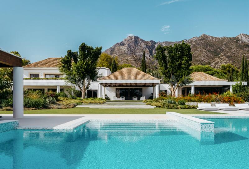 Villa til salgs i Marbella, Málaga