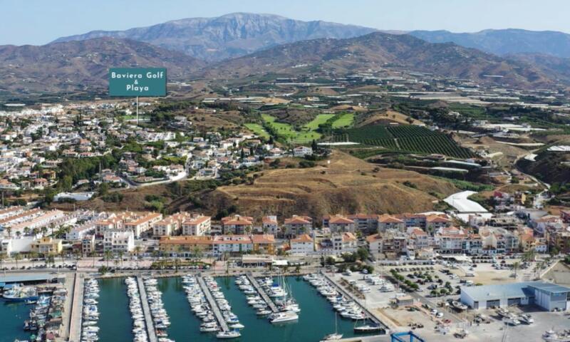 Terrain à vendre dans Caleta de Velez, Málaga