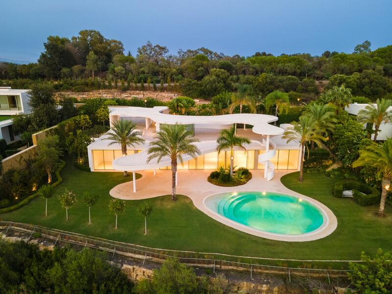 Villa en venta en Casares, Málaga