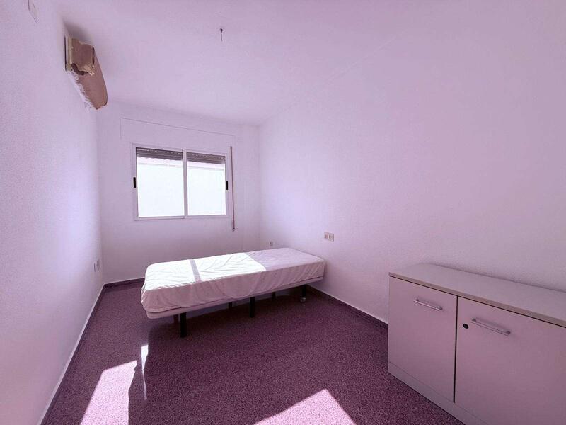4 Cuarto Adosado en venta