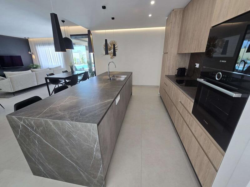 3 Cuarto Villa en venta