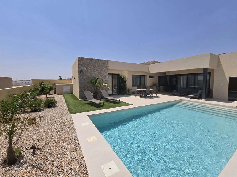 3 Cuarto Villa en venta